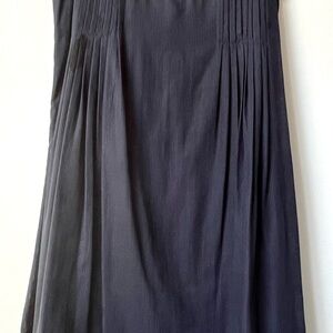 Vogue Sari Gueron Elegant Black Light Dress